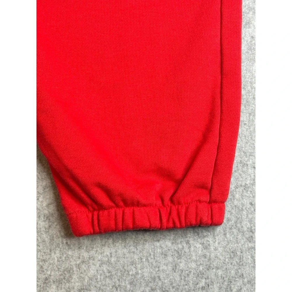 Akoo vibrant red